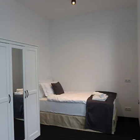 Hotel Nurhotel *